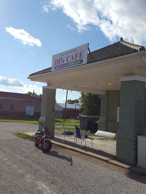 D J's Old Route 36 Cafe